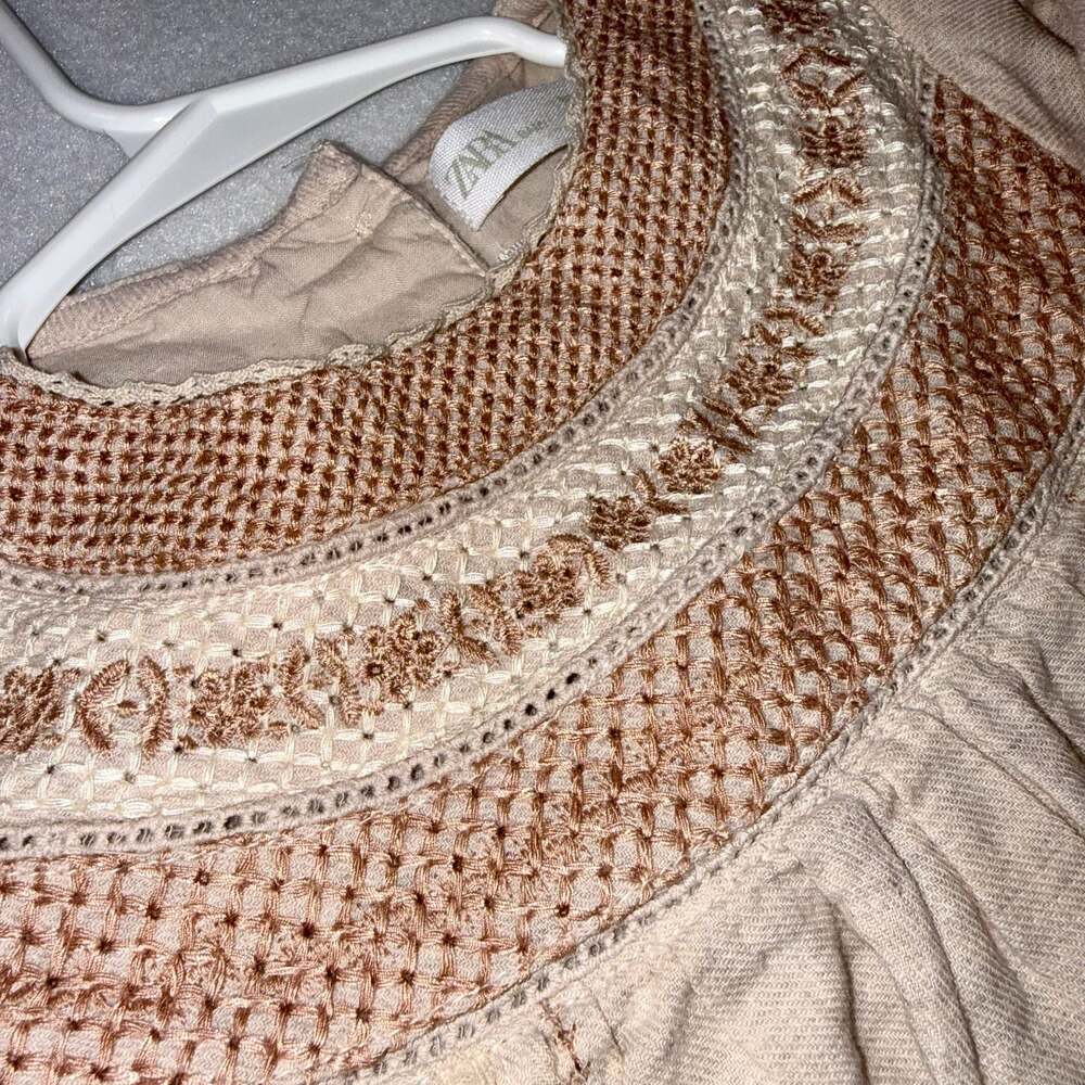 Sz 2-3 Zara Baby Embroidered Smocked Yoke Blouse Top - Picture 6 of 11